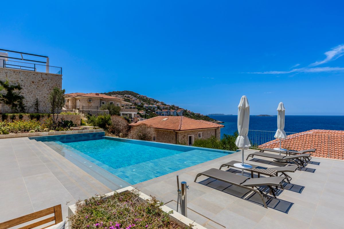 Villa Luka — stone villa above the Adriatic, Hvar Island, Croatia